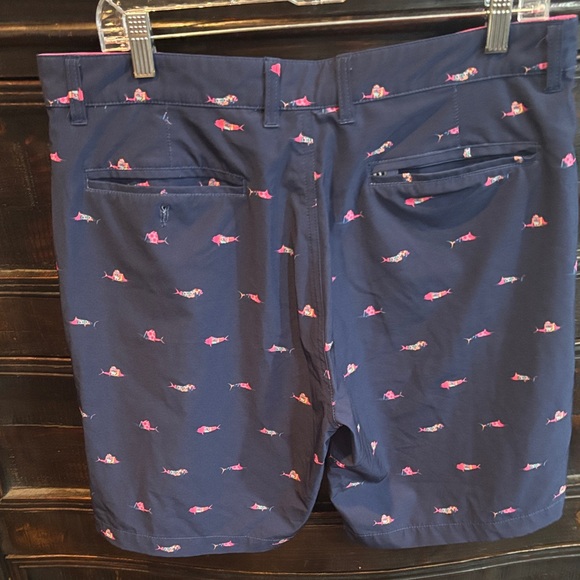 Scales 30 Performance Stretch Trippy Fish 8.5" Chino Walkshorts Navy - Picture 5 of 5
